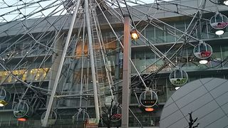 栄にある観覧車