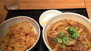 寒い夜にはカレーうどん