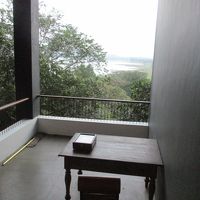 有名なジェフリー・バワが使っていた椅子と机