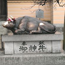 頭をなでると知恵が授かる・・・らしいです。