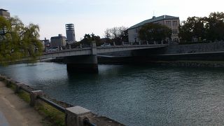 ドームと平和記念公園