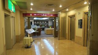 ここでは、佐世保バーガーを食べる事ができます。価格相当のコストパフォーマンスの良い、おいしいバーガーを食べる事ができます。