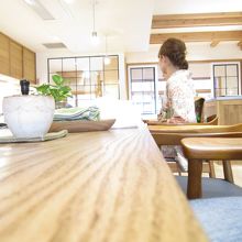 和服の美女が。