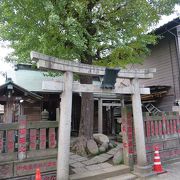 波除稲荷神社と於咲稲荷神社