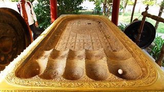 釈迦足跡が有るのをお忘れなく