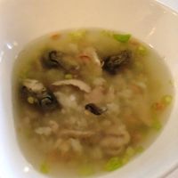 朝ごはんはふつー。ですが、サバヒーのお粥はお勧めです