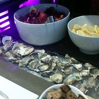 21階　クラブラウンジ　生牡蠣が食べれます