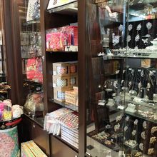 プラナカンの手工芸品もあれこれ