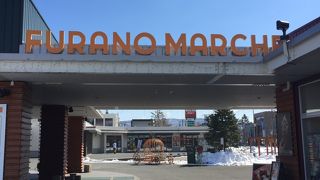 観光客にも人気