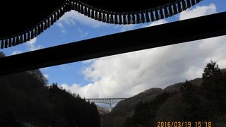 下から見上げたら迫力有る