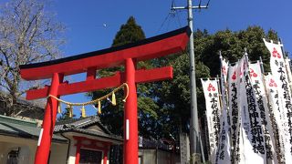 日本三大稲荷の一つだそうです。