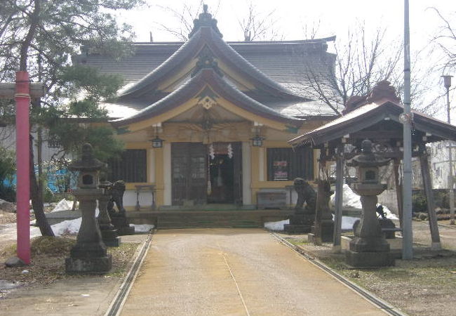 特に二つの無形民俗文化財で知られている神社です