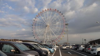 広い、楽しいサービスエリア