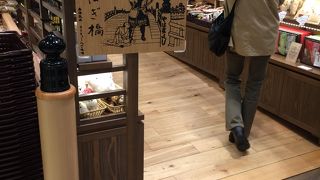 新東名岡崎SA内の売店