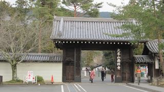 石川五右衛門で有名な山門