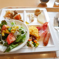 朝食バイキング。