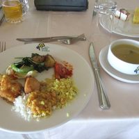 昼食のビュッフェ（一部）