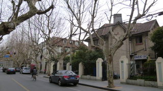 周恩来や孫文が生活した住宅などが残ります。