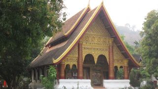 ソティクンマーン通りにある寺院