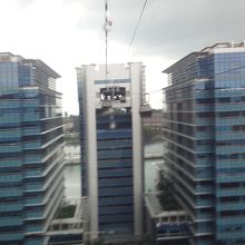 ハーバーフロントを出発、先ずマウント・フェーバーに向かいます