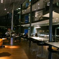 レストラン（早朝）