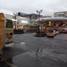 駅前は整備されています