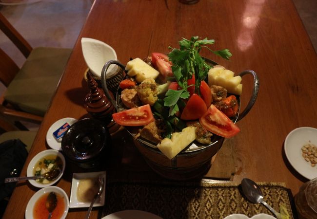 ニャウンウーで生ビールの飲めるレストラン