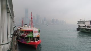 安くて便利なスターフェリー