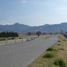 自転車道が整備されています