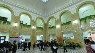 赤レンガの現役病院