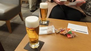 VJAグループ、Life、Diners Club Internationalのカードラウンジです