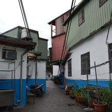 橋を渡ったところ