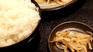 生姜焼き定食を食べました。