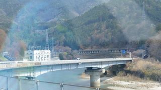 アールデコ調発電所