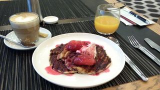 シドニー・カンタスファーストクラスラウンジ