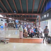 ジャカルタ スカルノ ハッタ国際空港 (CGK)