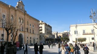 新市街の中心地です。