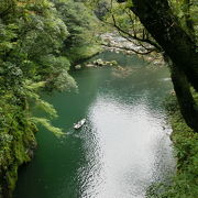 高千穂峡を流れる『五ヶ瀬川』