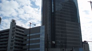 中野坂上駅上、外観はなかなか素晴らしいのです～