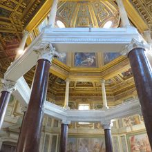 ラテラーノ洗礼堂バッティステロ 