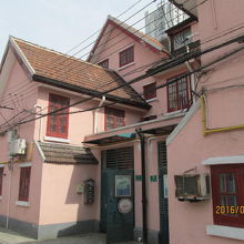 7号の入口のポストは5所帯