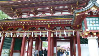 中央は神様が通ります！