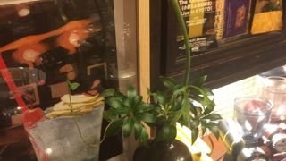 カウンター席がおすすめ