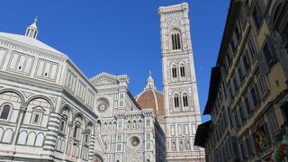 最上階まで階段を登って・・・