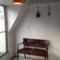 バルコニー前の椅子