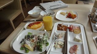 朝食ブッフェ