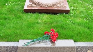 レーニンが眠る…