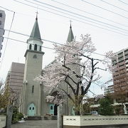 春の桜と相まって、素晴らしい風景でした