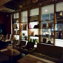 落ち着いた店内の雰囲気