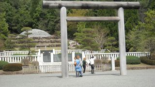 昭和天皇の墓